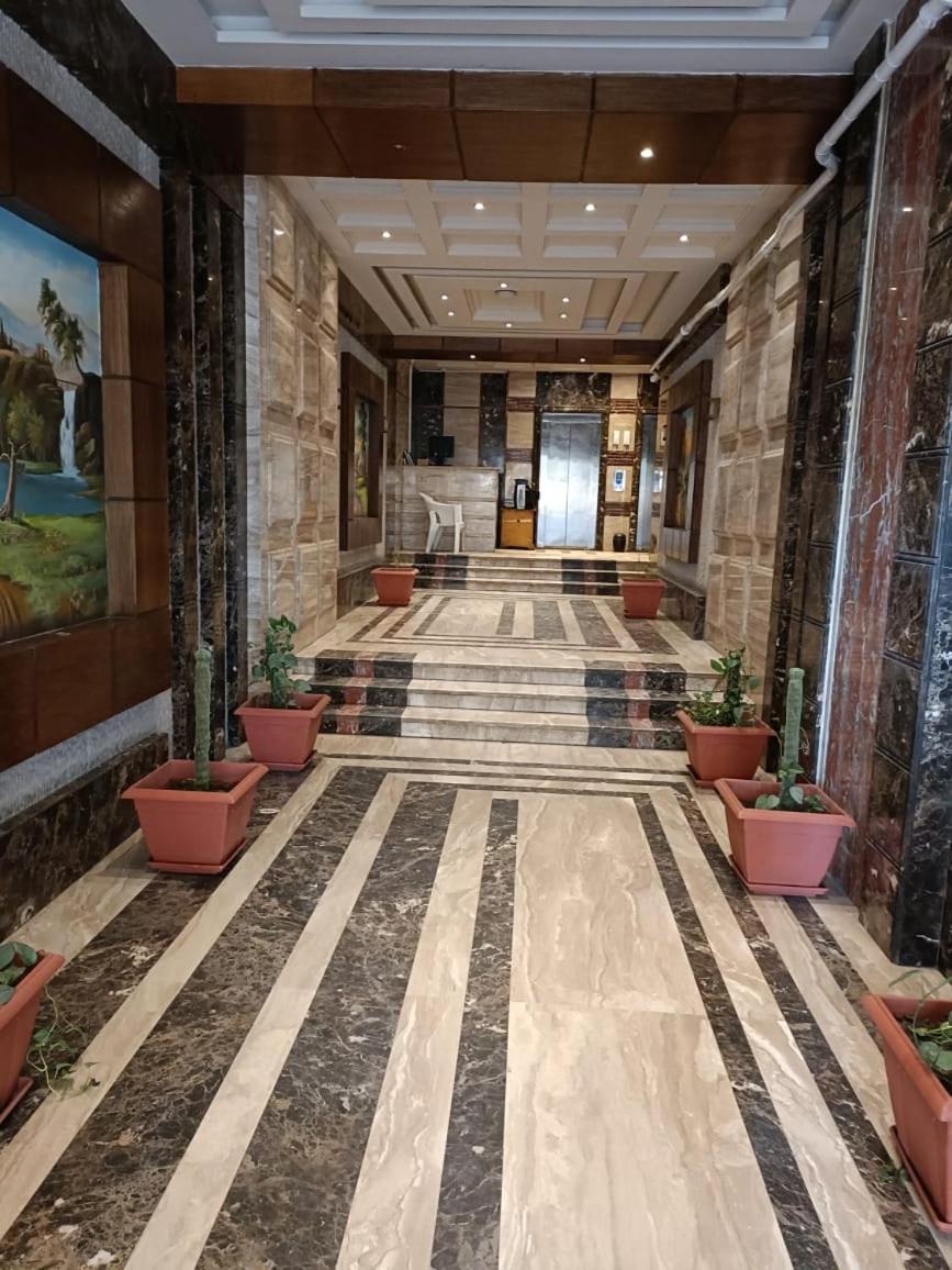Apartment Vacation Group Families Only